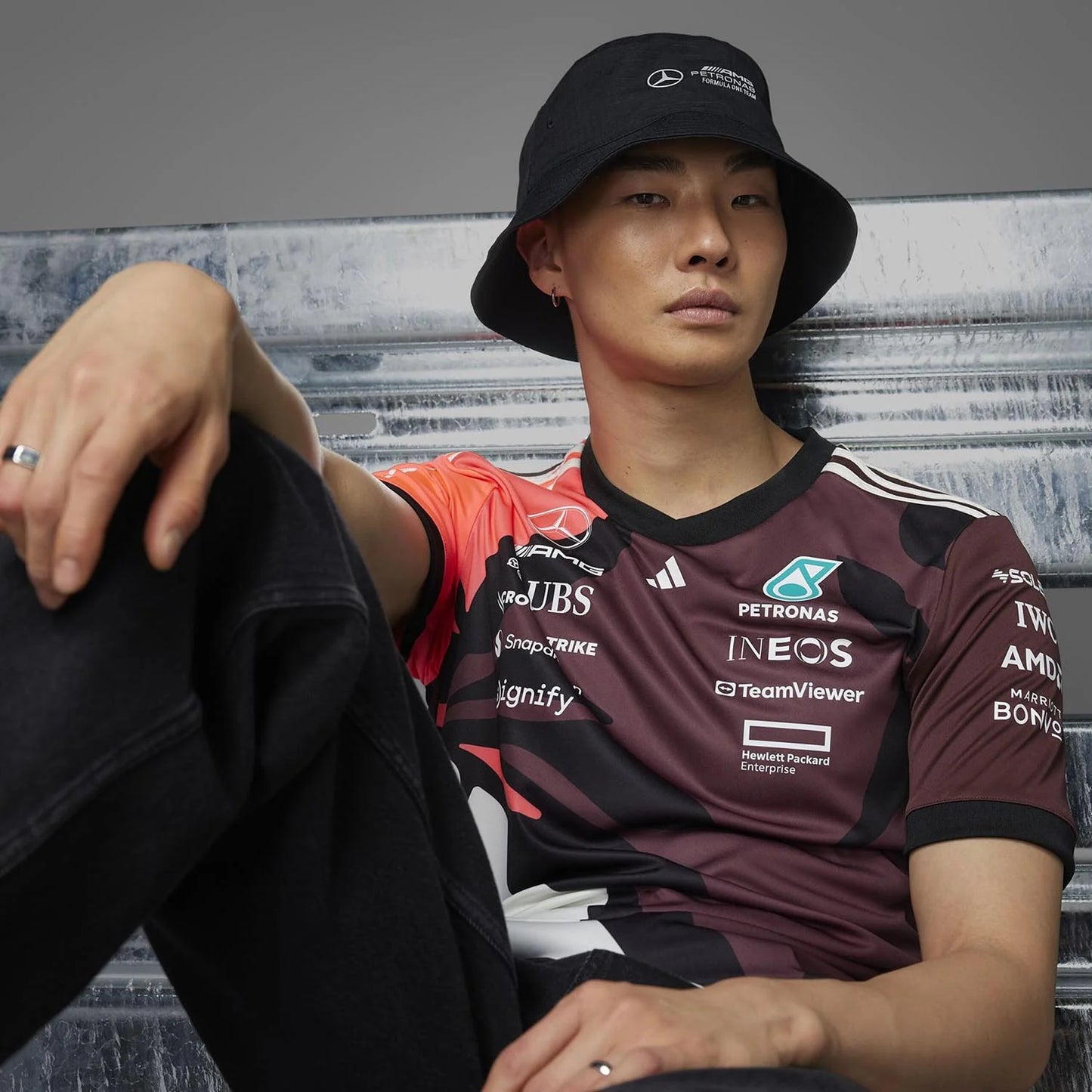 MERCEDES AMG PETRONAS F1 2025 TEAM SE TEE 2025-MIAMI EDITION